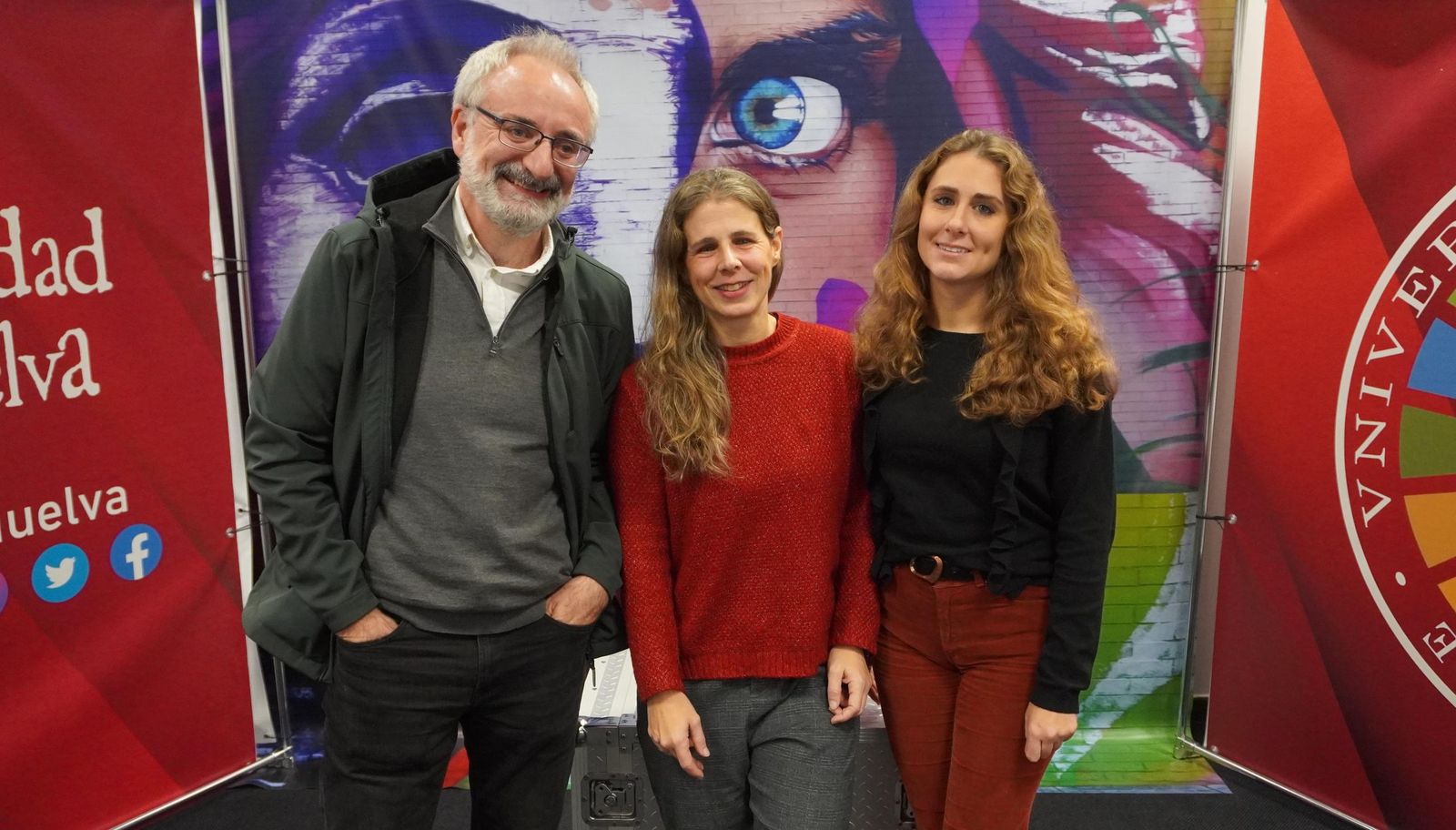 Octavio Vázquez, a la izquierda de la foto