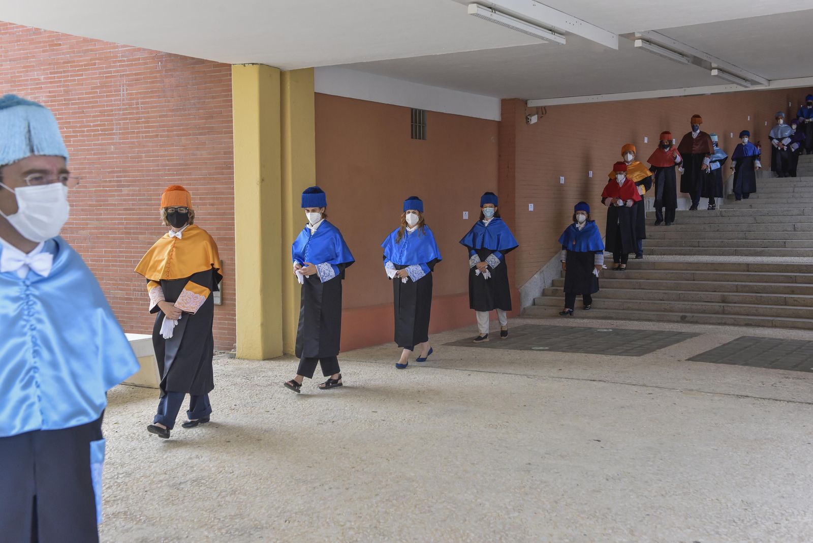 Los profesores de la UPO en el acto de inauguración de este curso académico.