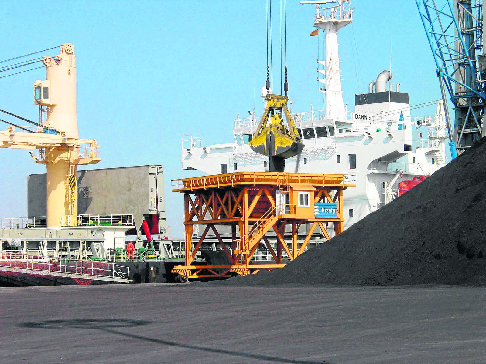 Imagen de la recreación de los buques que, según la Universidad de Cádiz, podrían hacer este recorrido.