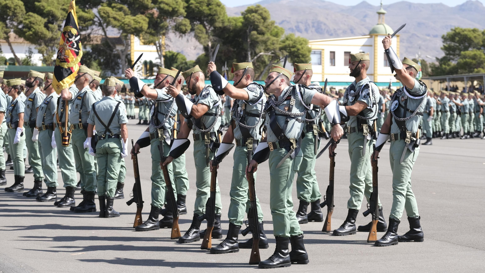 Imágenes del 102 aniversario de La Legión en Almería