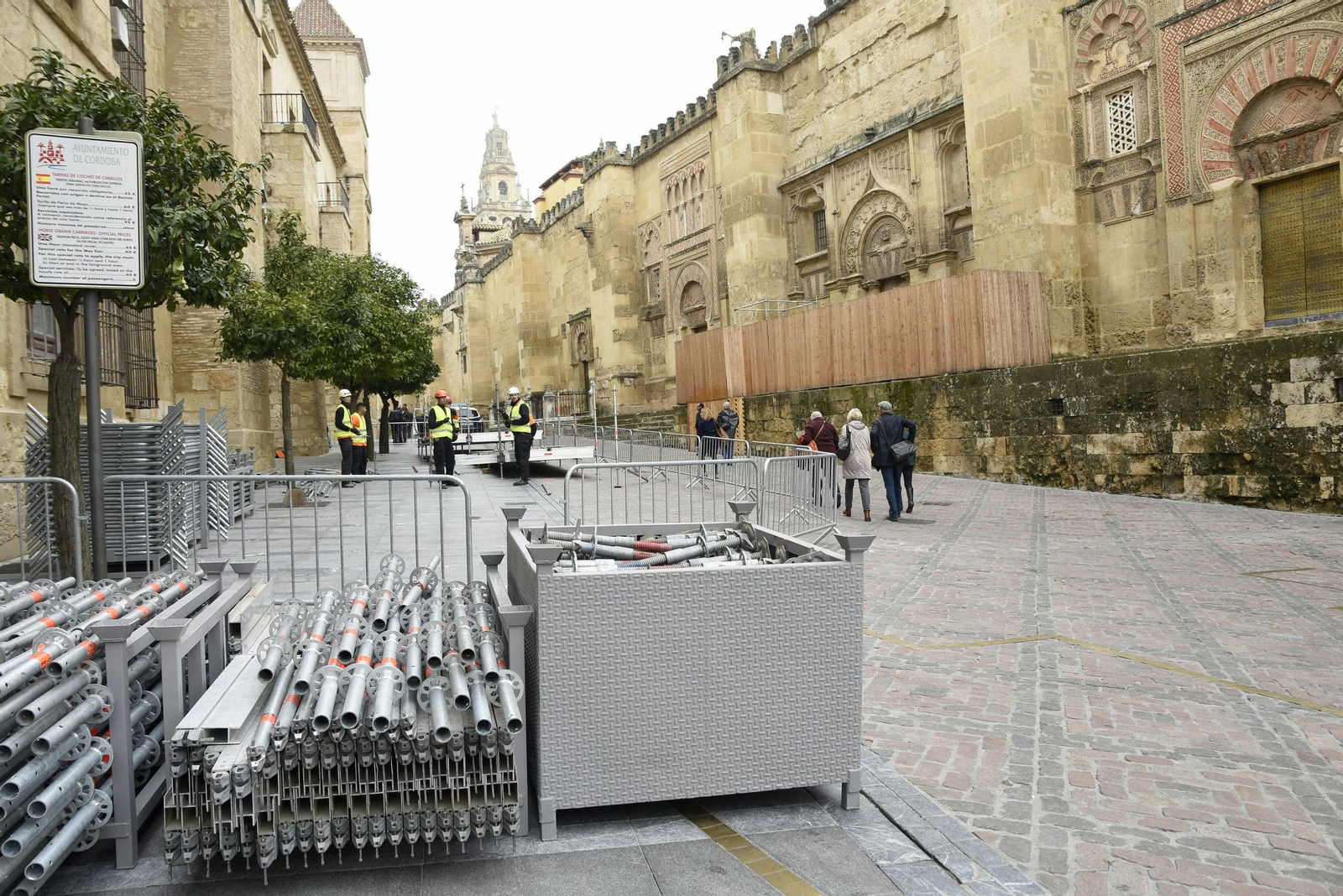 Montaje de la carrera oficial de la Semana Santa de 2018.