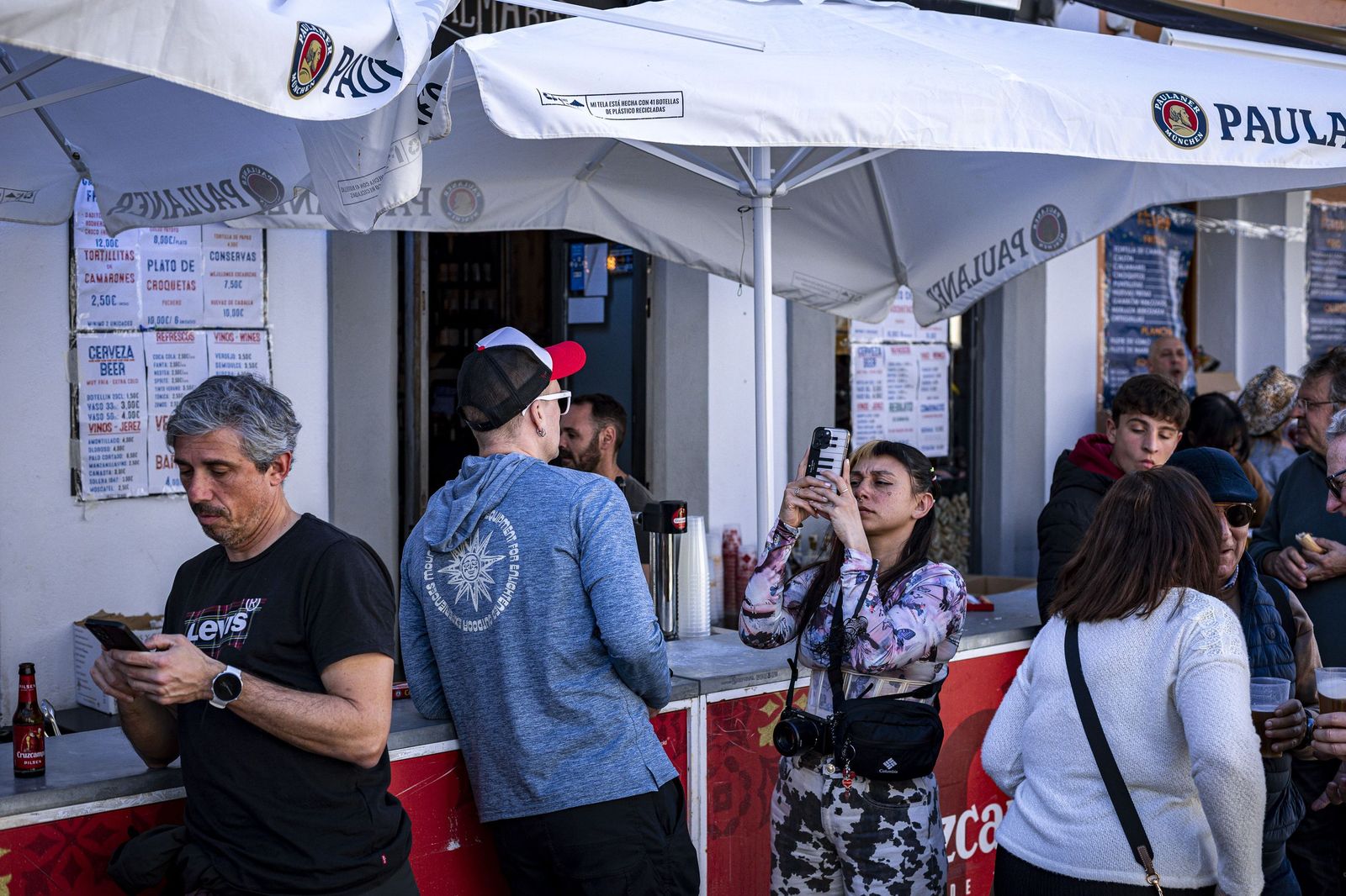 Las imágenes del Domingo de Piñata del Carnaval de Cádiz 2026