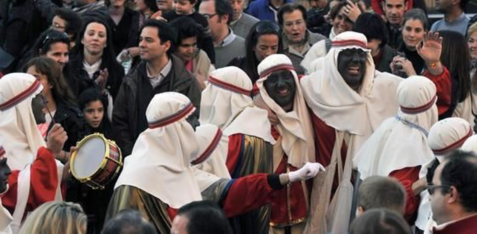 Las carrozas de la Cabalgata de Reyes Magos recorren las calles de la ciudad.

Foto: Manuel Gomez, Juan Carlos Vazquez