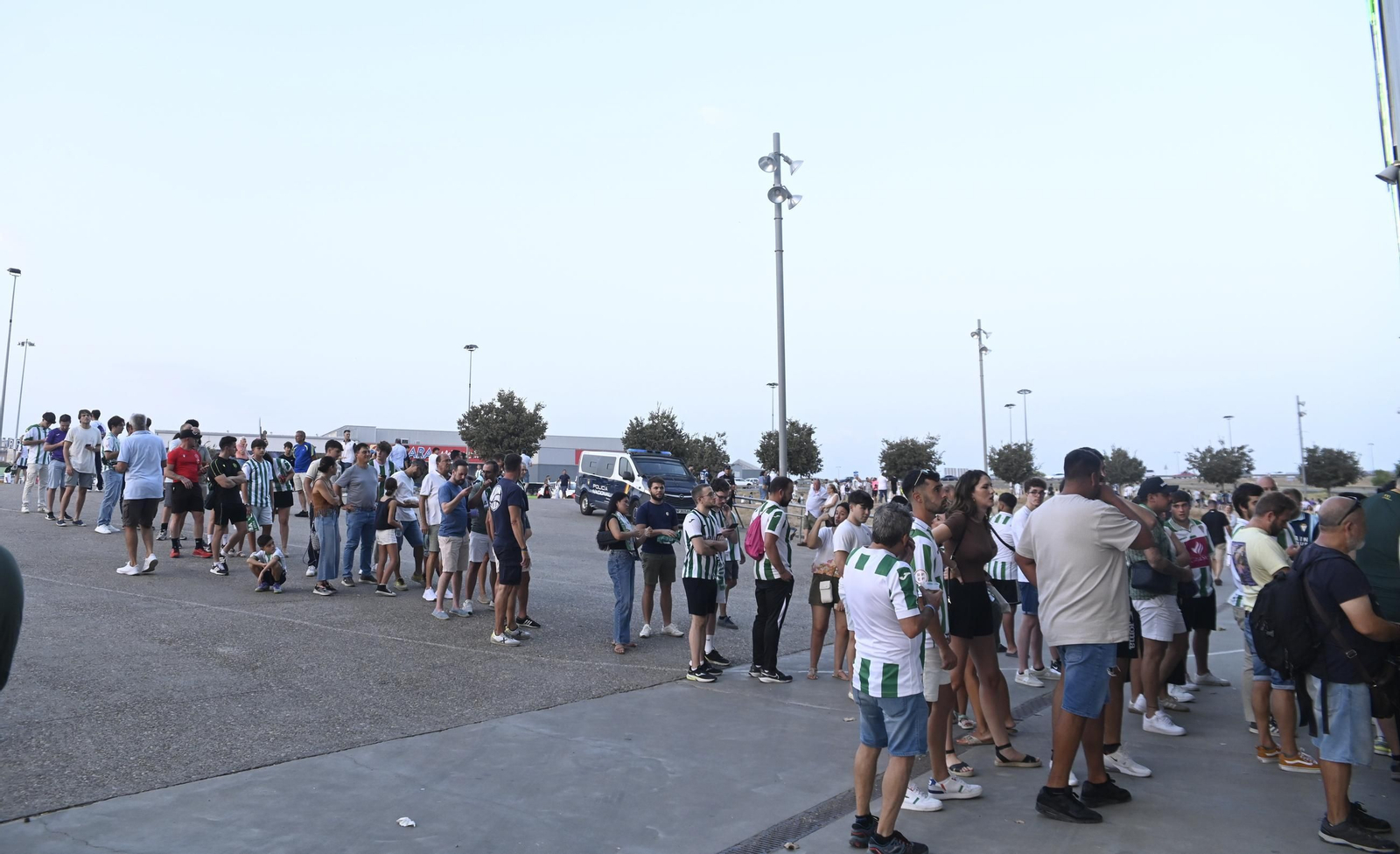 Las mejores fotos del ambiente en El Arcángel para el Córdoba CF - Las Palmas