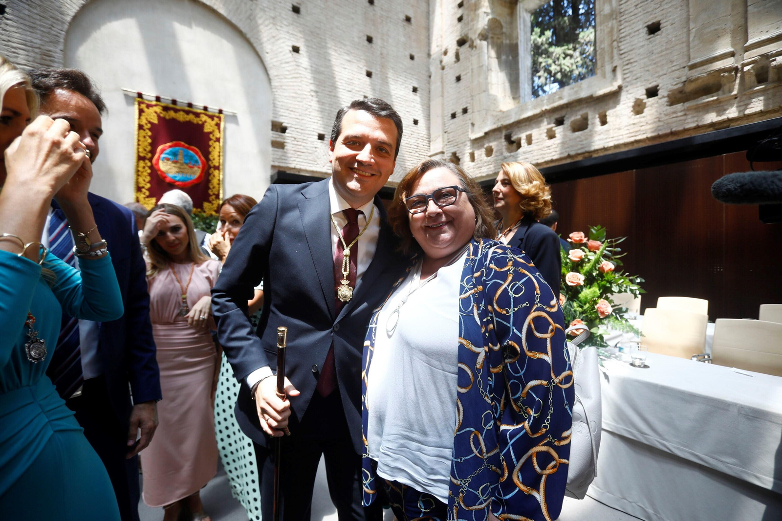 La investidura del alcalde de Córdoba, José María Bellido, en imágenes