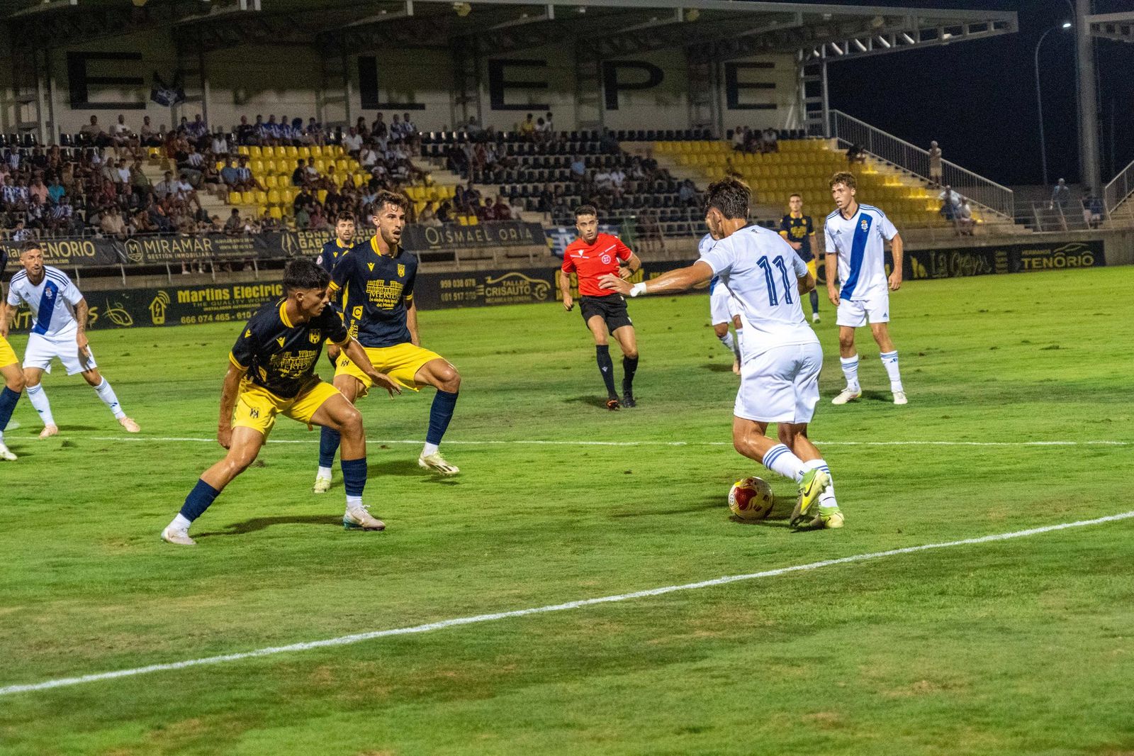 Imágenes del partido AD Merida - Recreativo de Huelva del Trofeo de la Bella