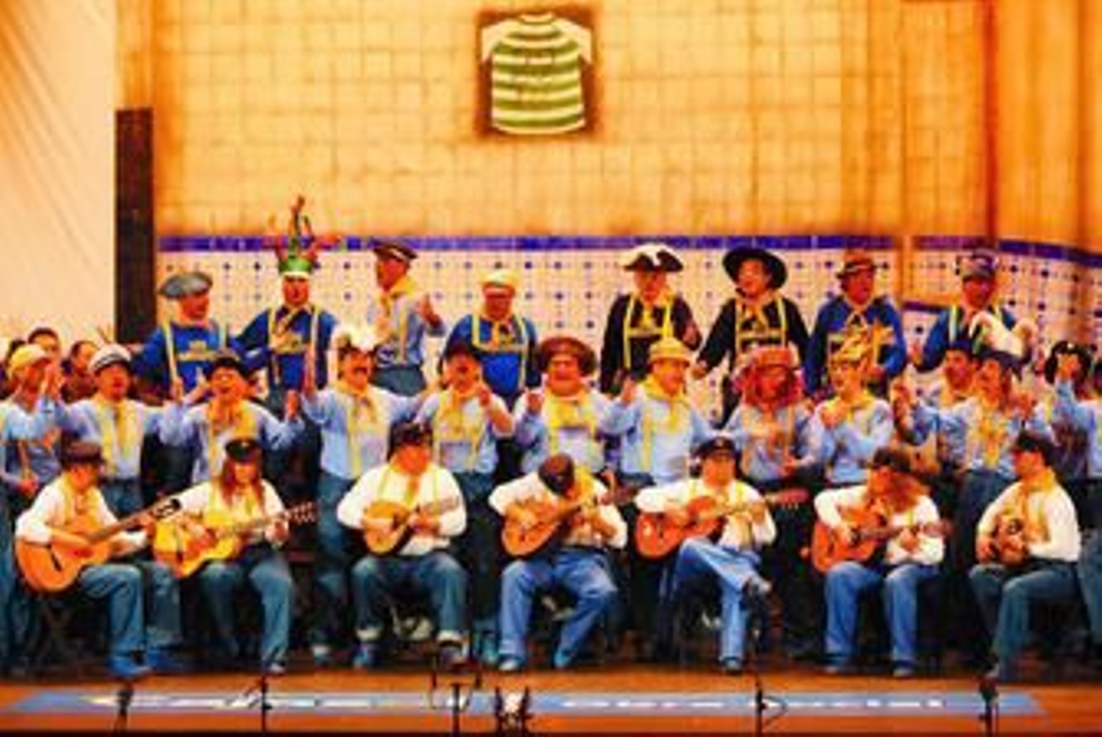 El coro 'Los pabellones' abrió el Concurso de Carnaval de Cádiz 2009 el pasado 23 de enero.