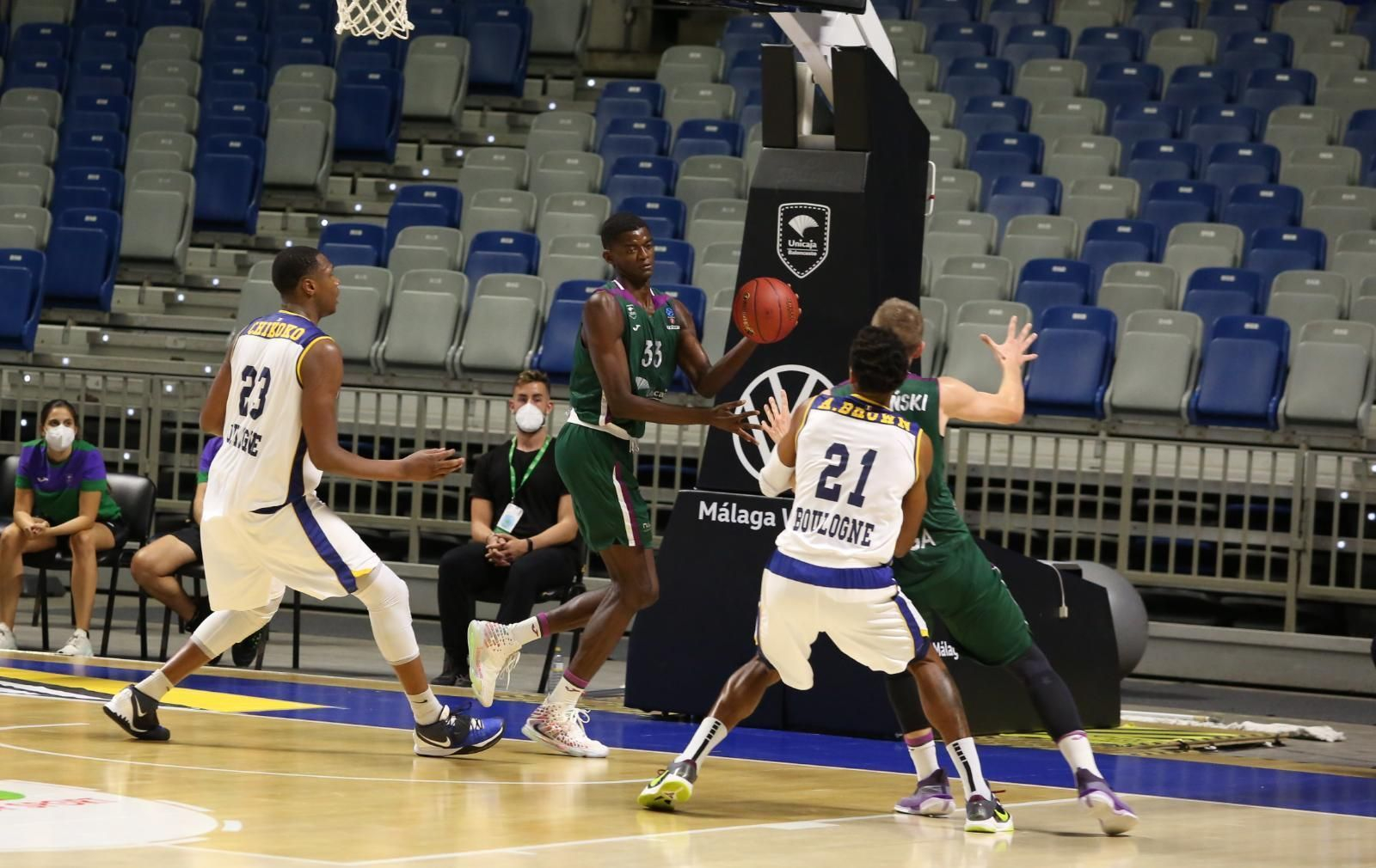 Las fotos del Unicaja - Boulogne Metropolitans 92