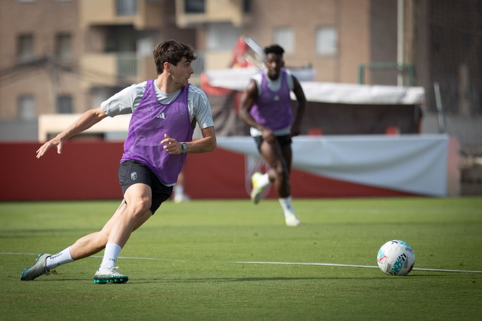 Las imágenes del entrenamiento del Granada CF
