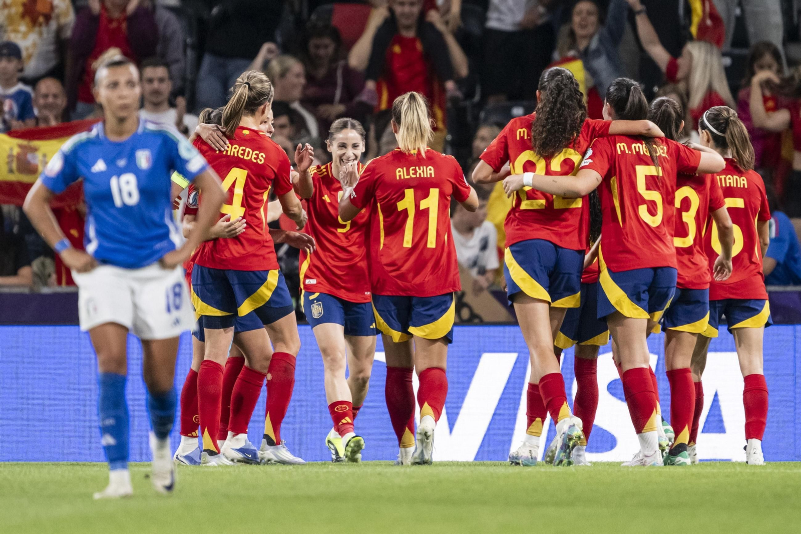 Las fotos del Italia - España de la Eurocopa femenina