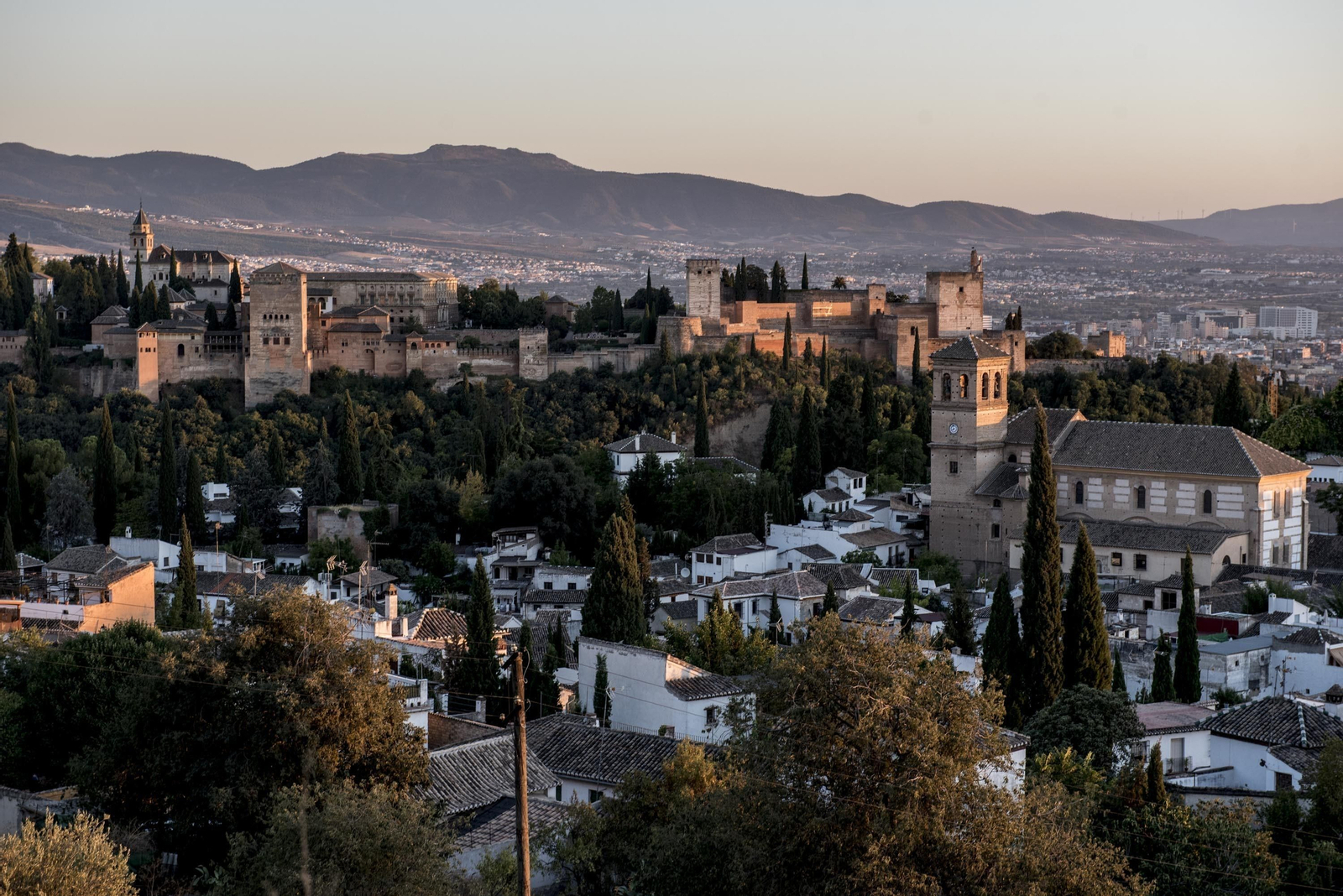 Vista de Granada con la Alhambra.