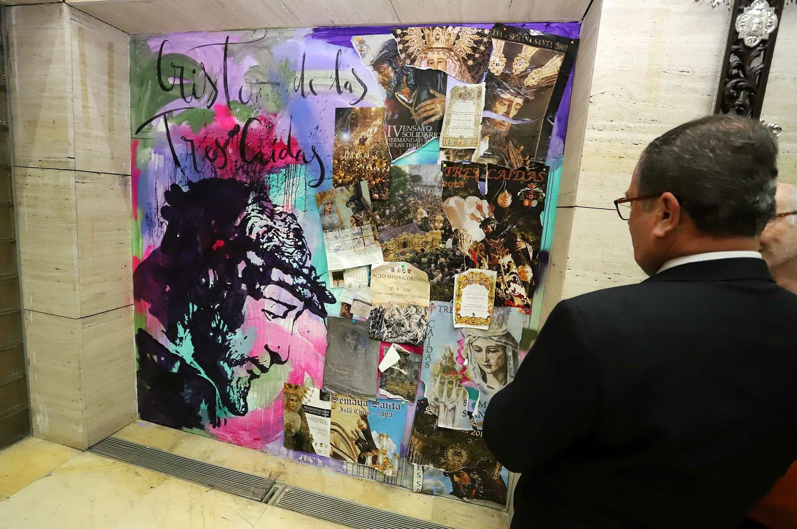 Imágenes de la exposición de la Hdad de las Tres Caídas en la Casa Colón