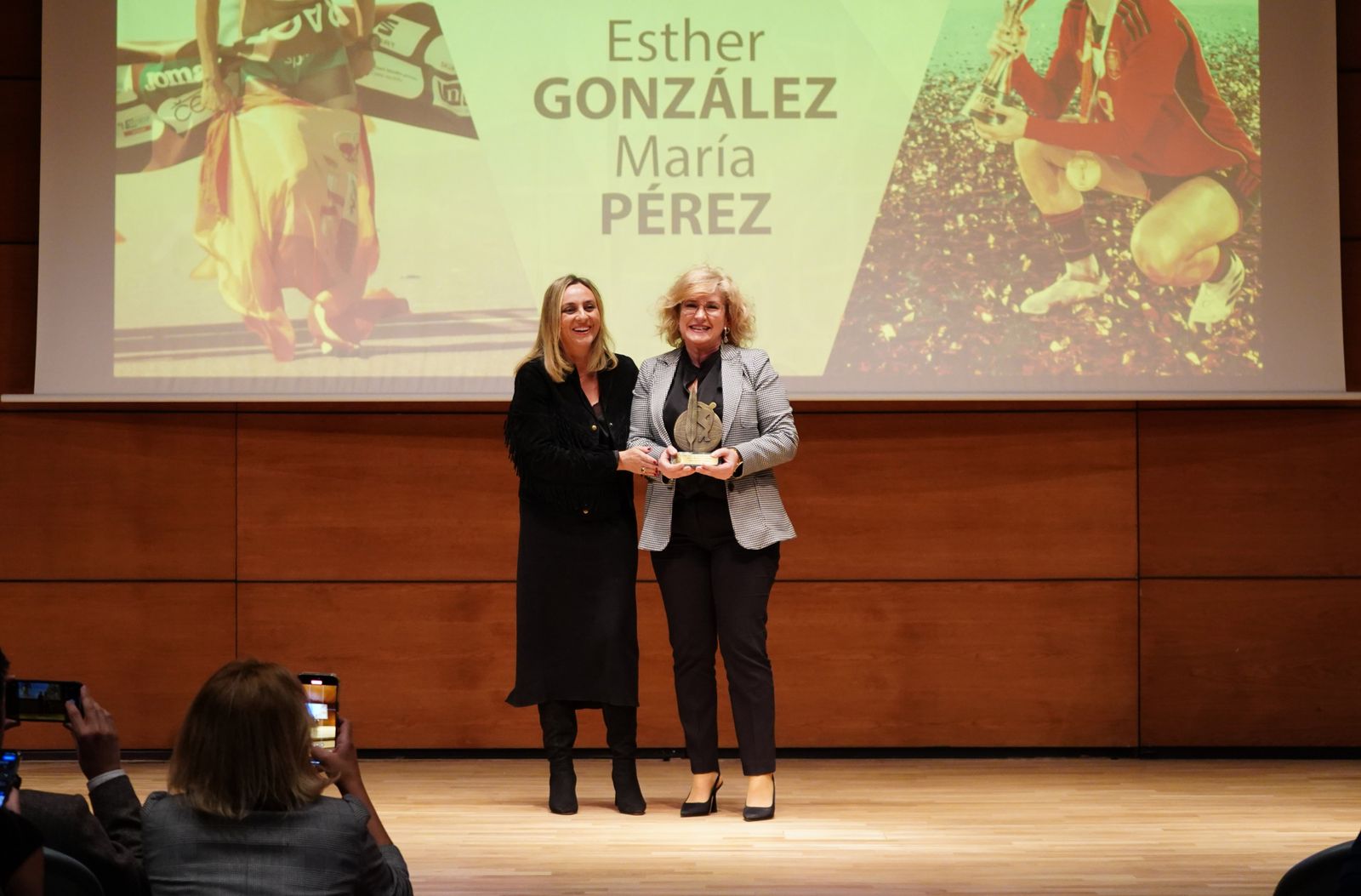 Las mejores imágenes de la Gala de la Asociación de Periodistas Deportivos de Granada