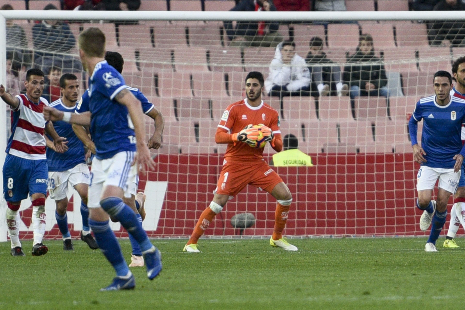 Las imágenes del Granada CF-Oviedo