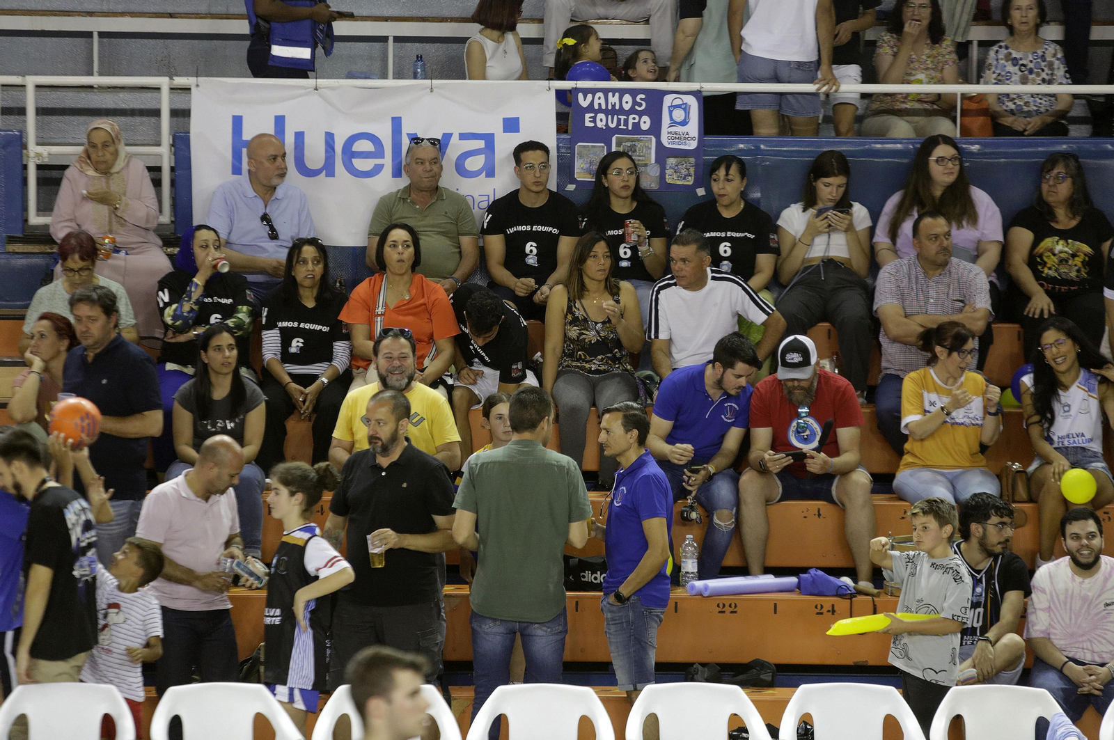 Imágenes del UE Mataró-Huelva Comercio en el Andrés Estrada