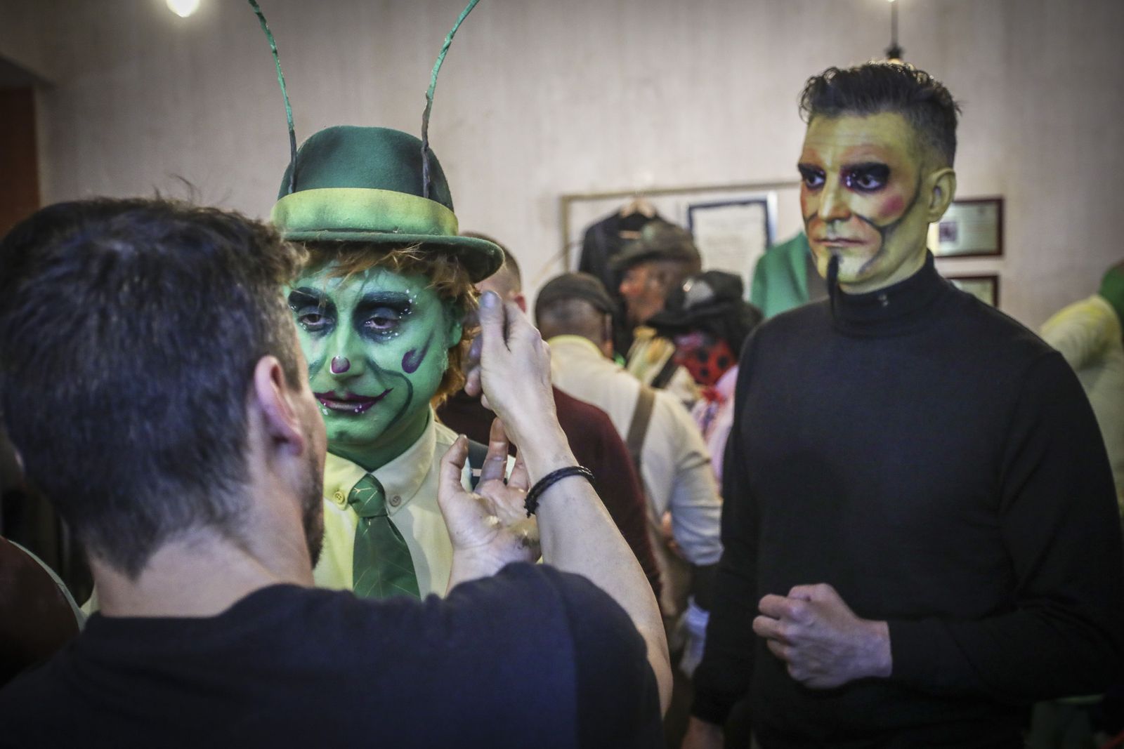 Las imágenes de la preparación de la comparsa 'La canción de la laguna'