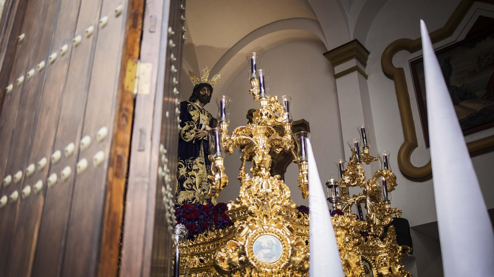 Imágenes de la Hermandad del Amor en el Martes Santo de Jerez 2025