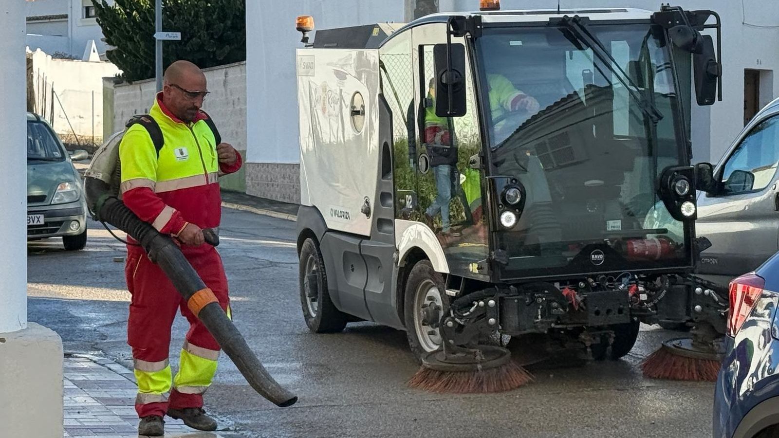 Voluntarios de limpieza de San Roque en Tesorillo.