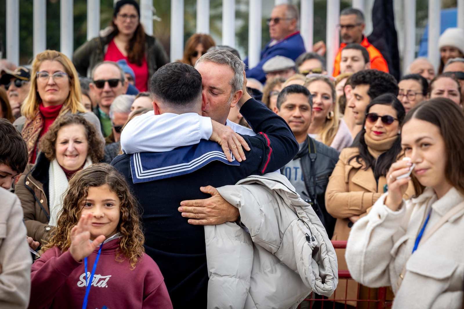 Imágenes de la despedida del 'Elcano' desde Cádiz con la Princesa Leonor como guardiamarina Imágenes de la despedida del 'Elcano' desde Cádiz con la Princesa Leonor como guardiamarina