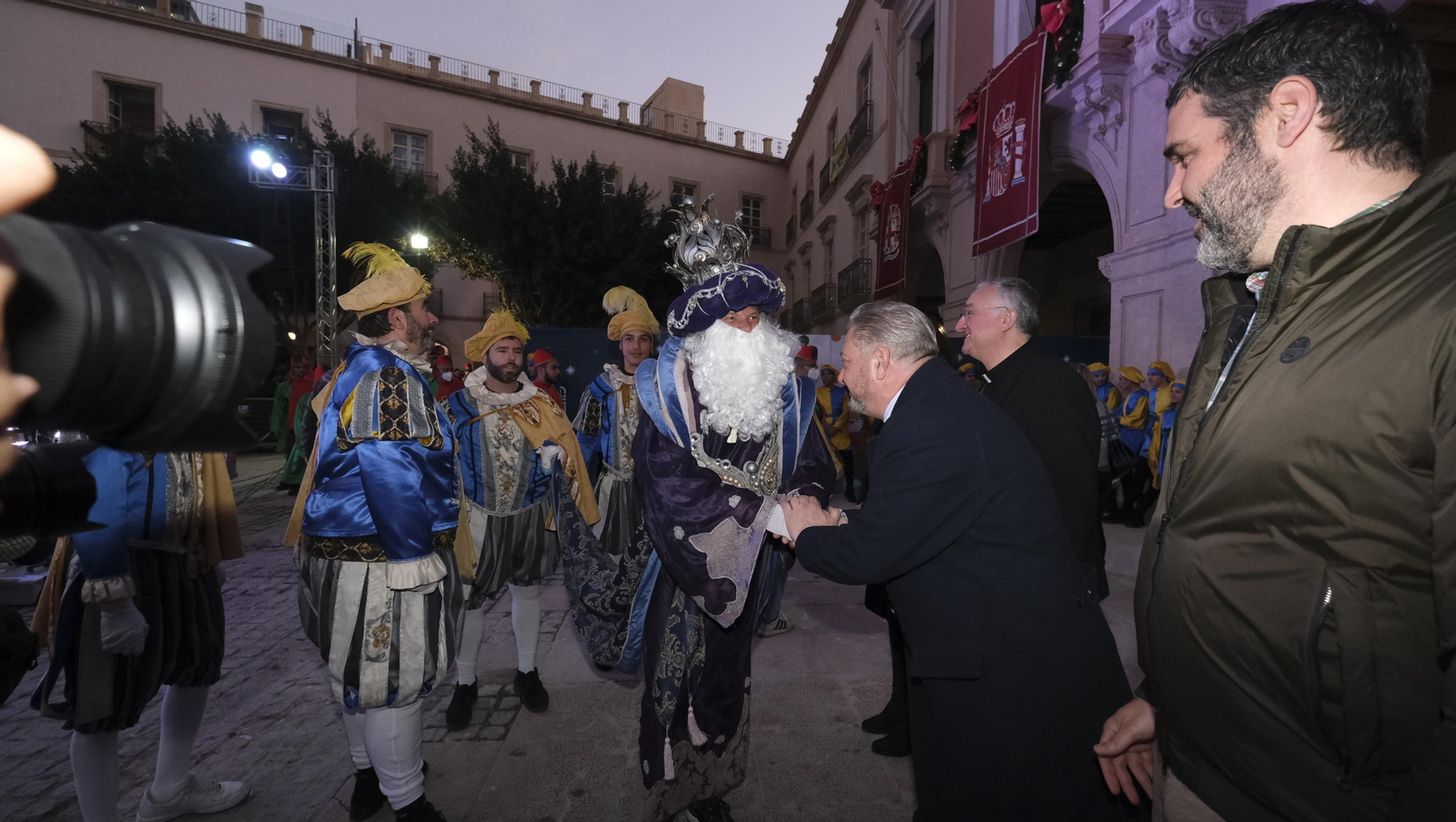 Imágenes de la Cabalgata de los Reyes Magos en Almería