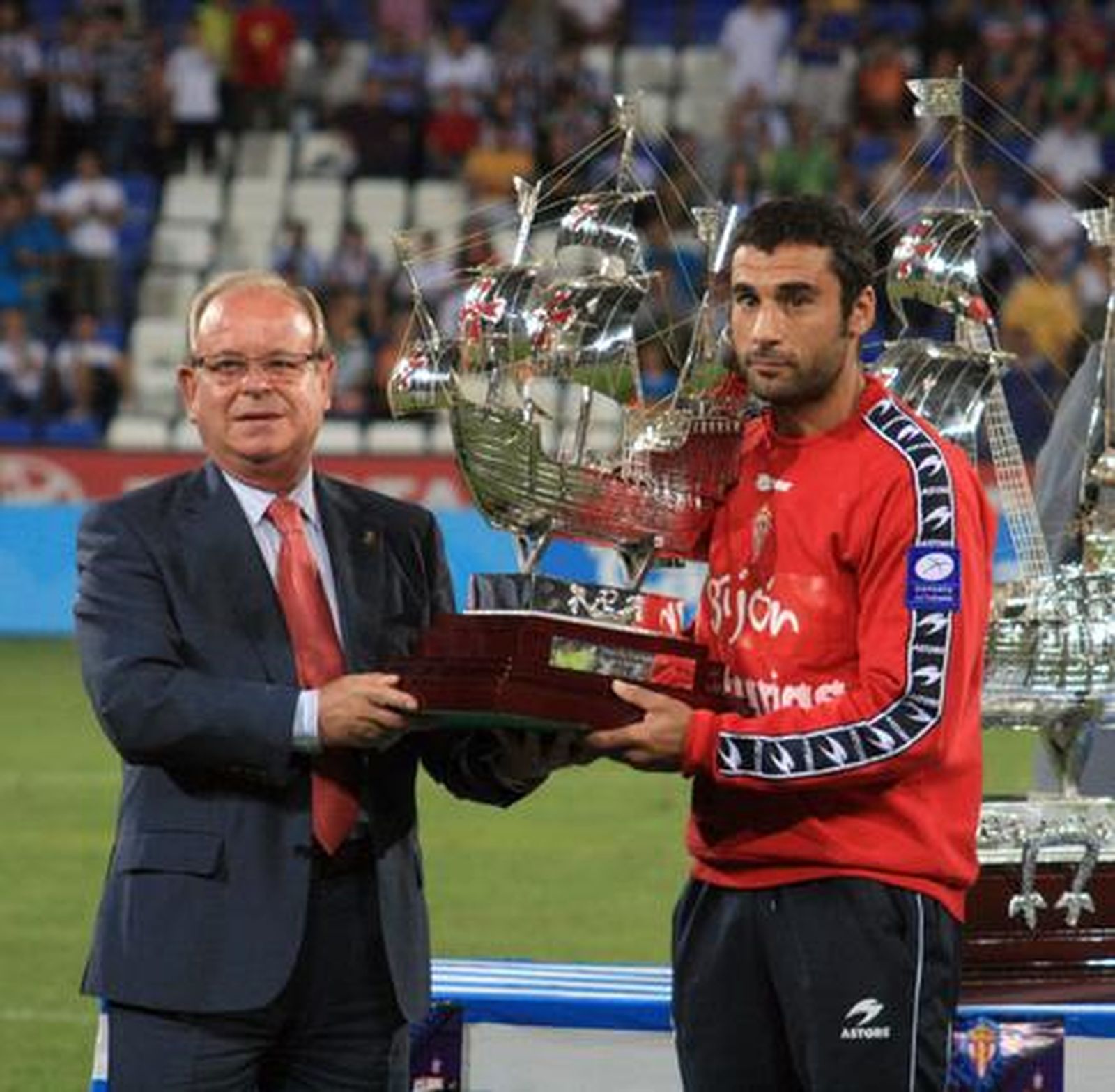 El Recre se hace con la carabela de plata

Foto: Dani Duarte