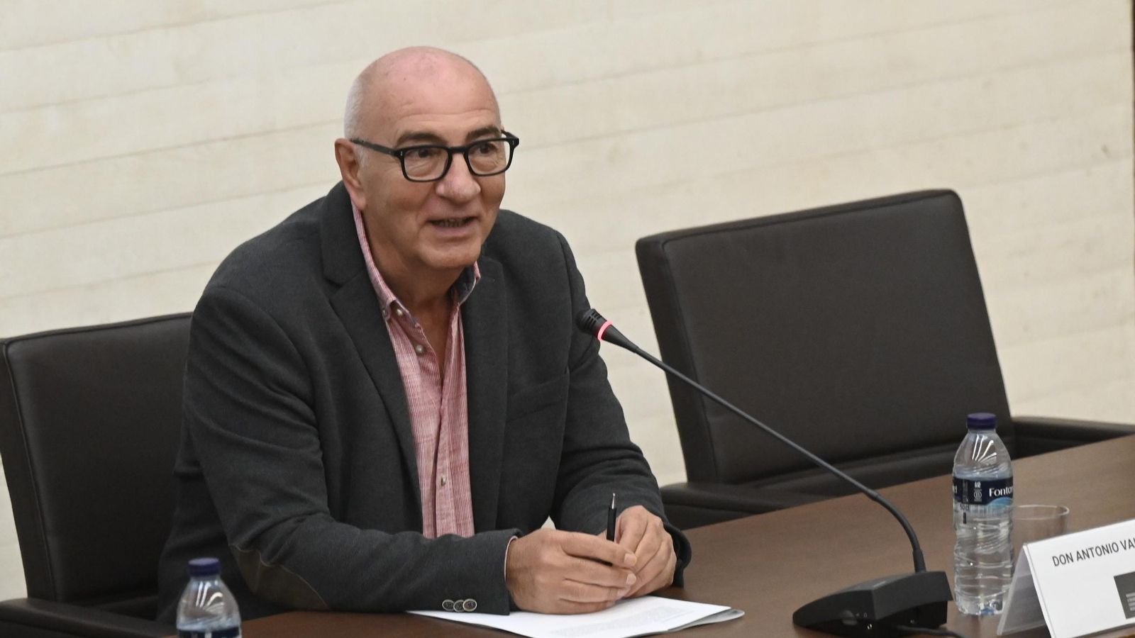 El director de Medina Azahara, Antonio Vallejo, en la presentación de las jornadas.