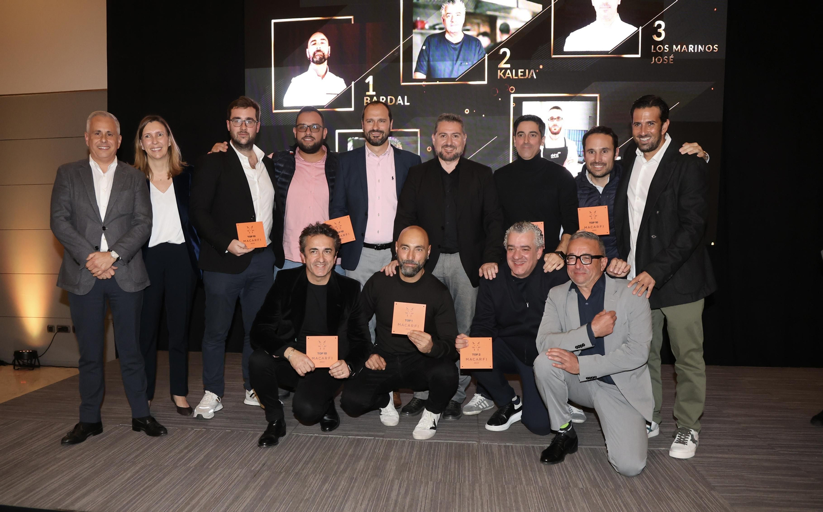 Los chefs del Top 10 de Málaga con los directivos de Macarfi