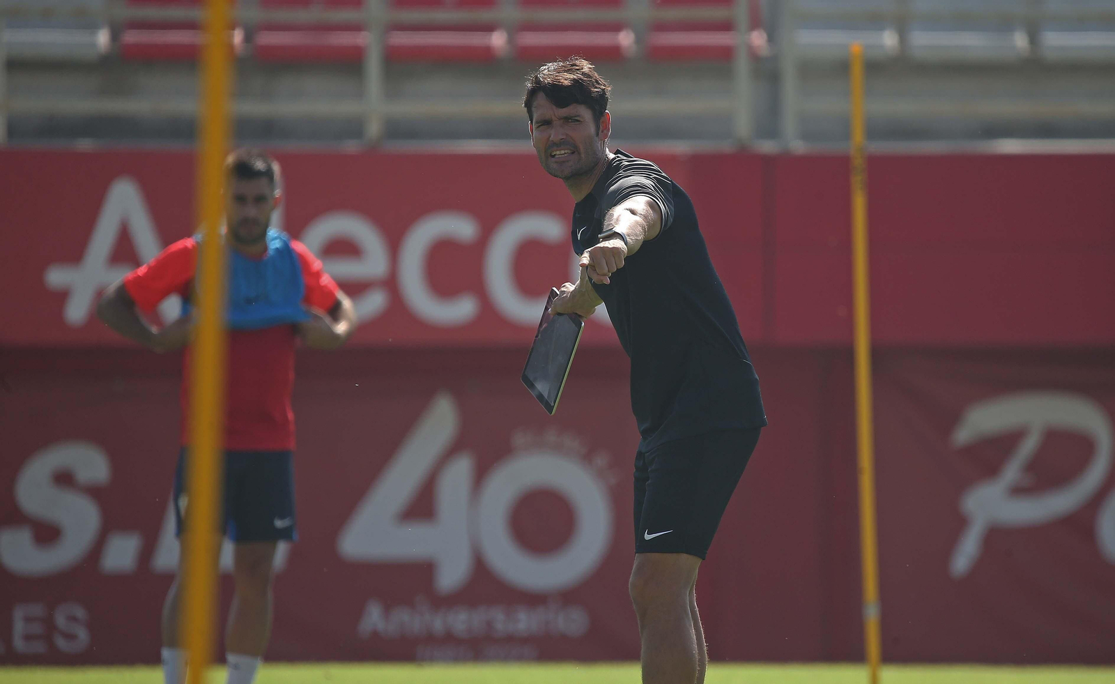 Fotos del entrenamiento del Algeciras CF en el estadio Nuevo Mirador
