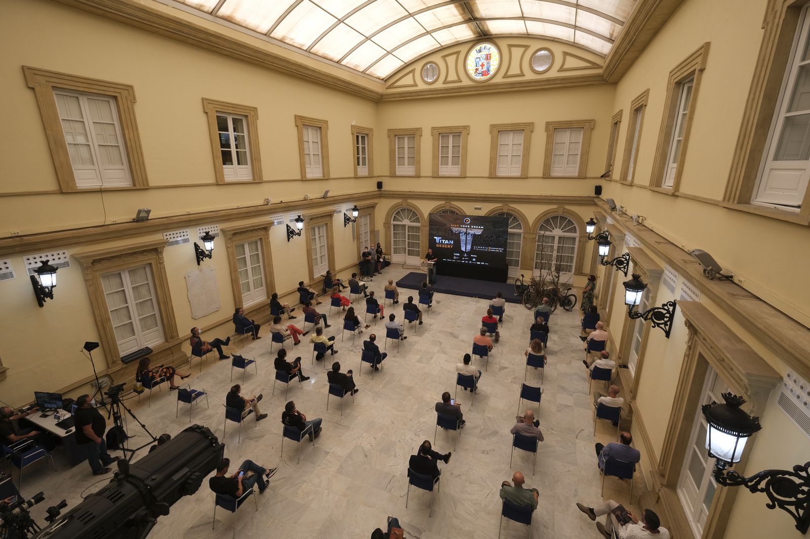 Fotogalería presentación Titan Desert Almería