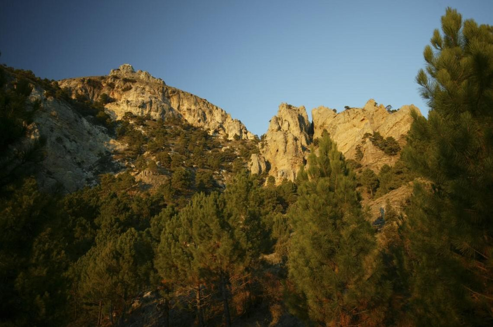Pico Navalperal y Las Acebeas, en Siles.