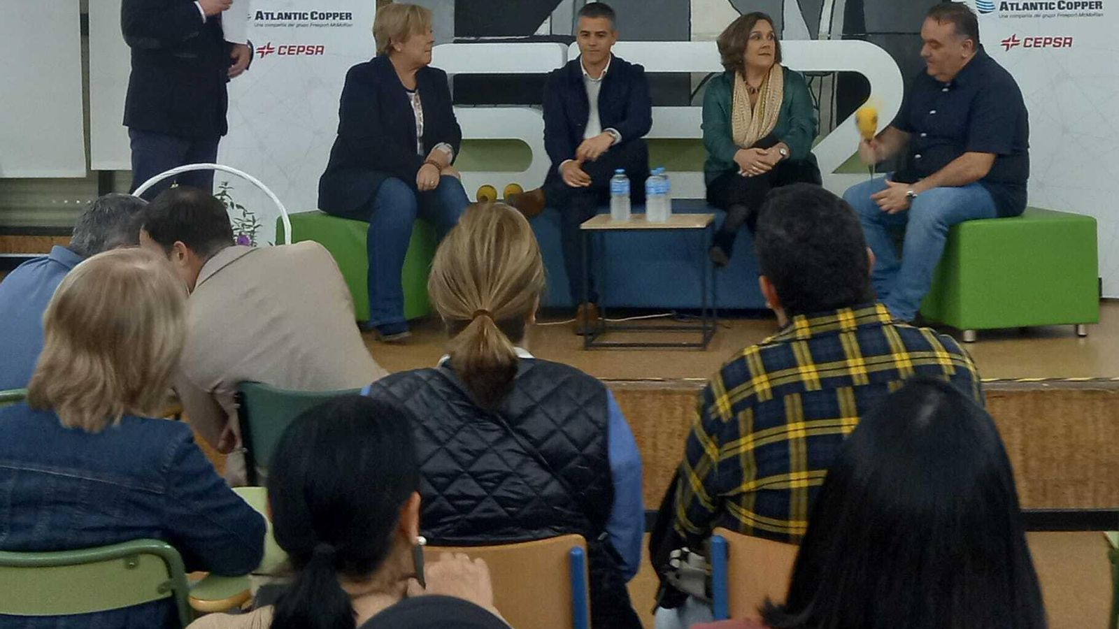 Encuentro sobre Formación Profesional Dual en Huelva.