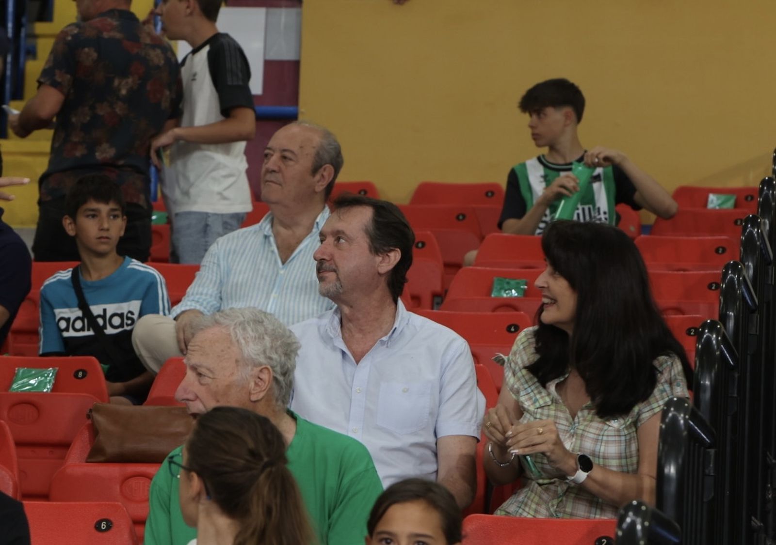 Búscate en el o Betis Granada de baloncesto