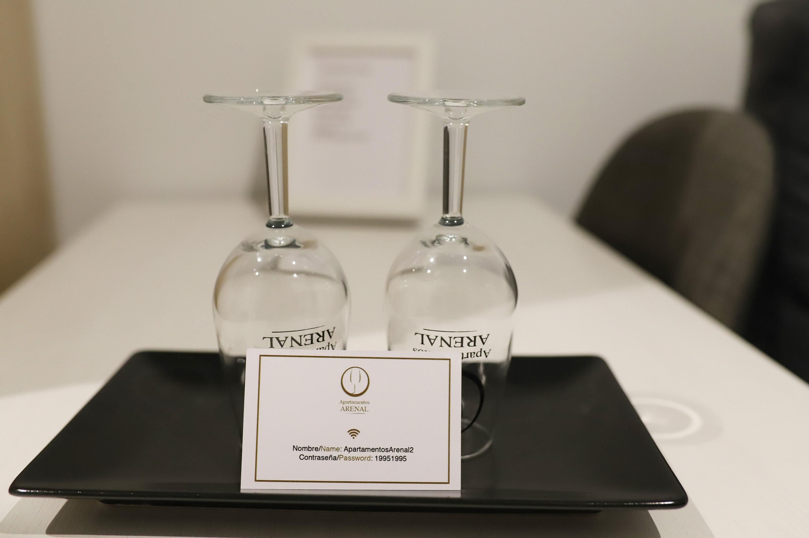 Inaguración de apartamentos turísticos en el Arenal