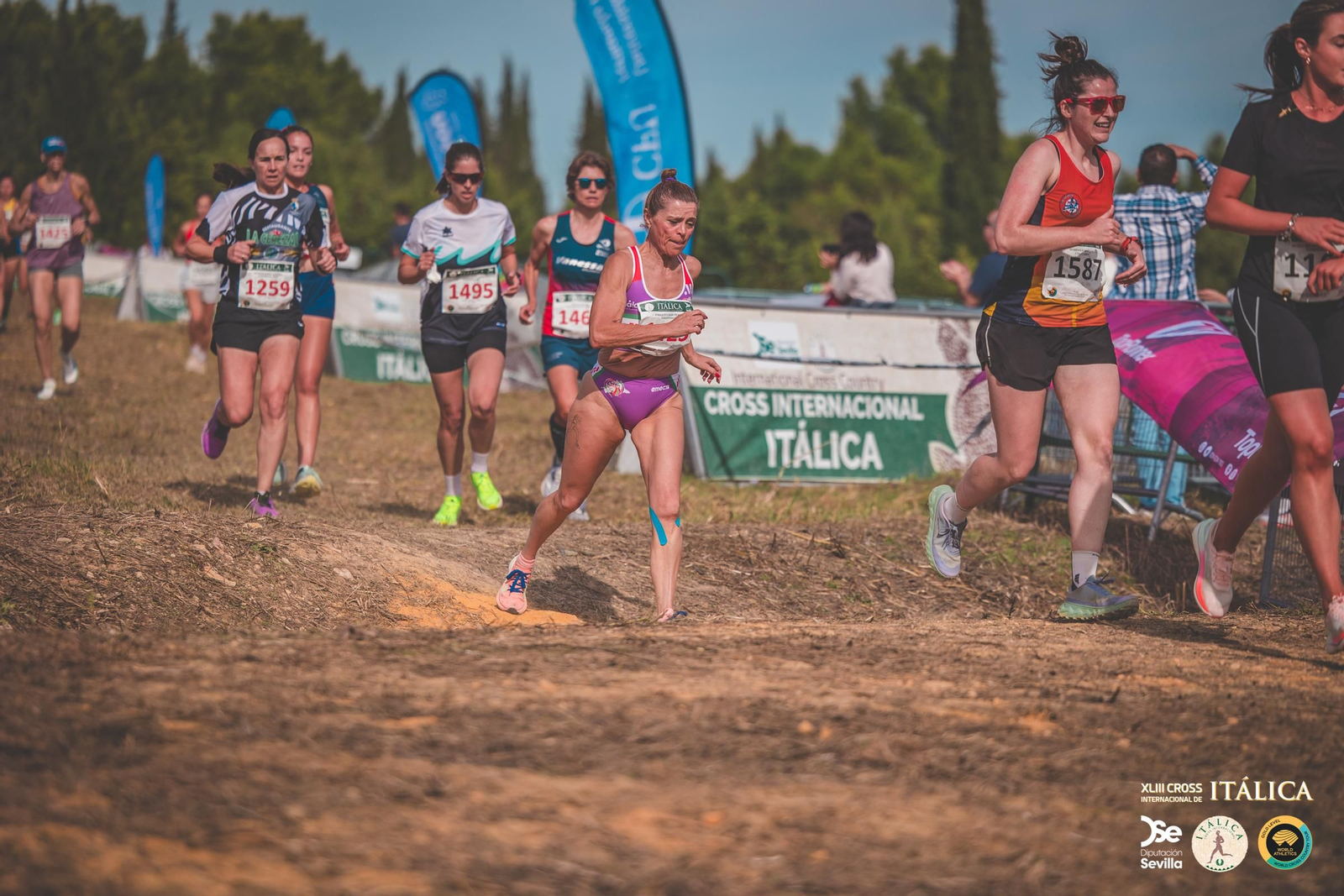 Búscate en las fotos del Cross de Itálica 2025 | 1