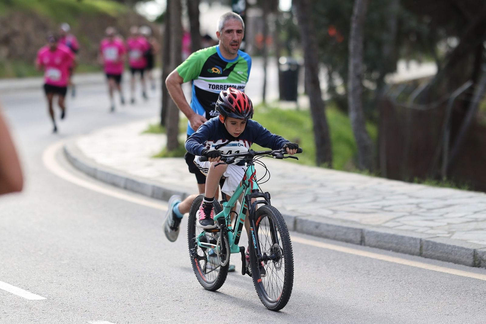 La Minimaratón Peña El Bastón 2026, en fotos