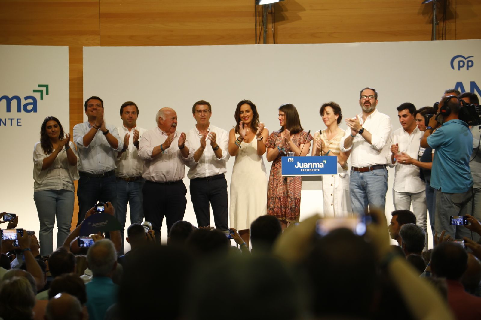 La visita de Núñez-Feijóo a Córdoba, en imágenes