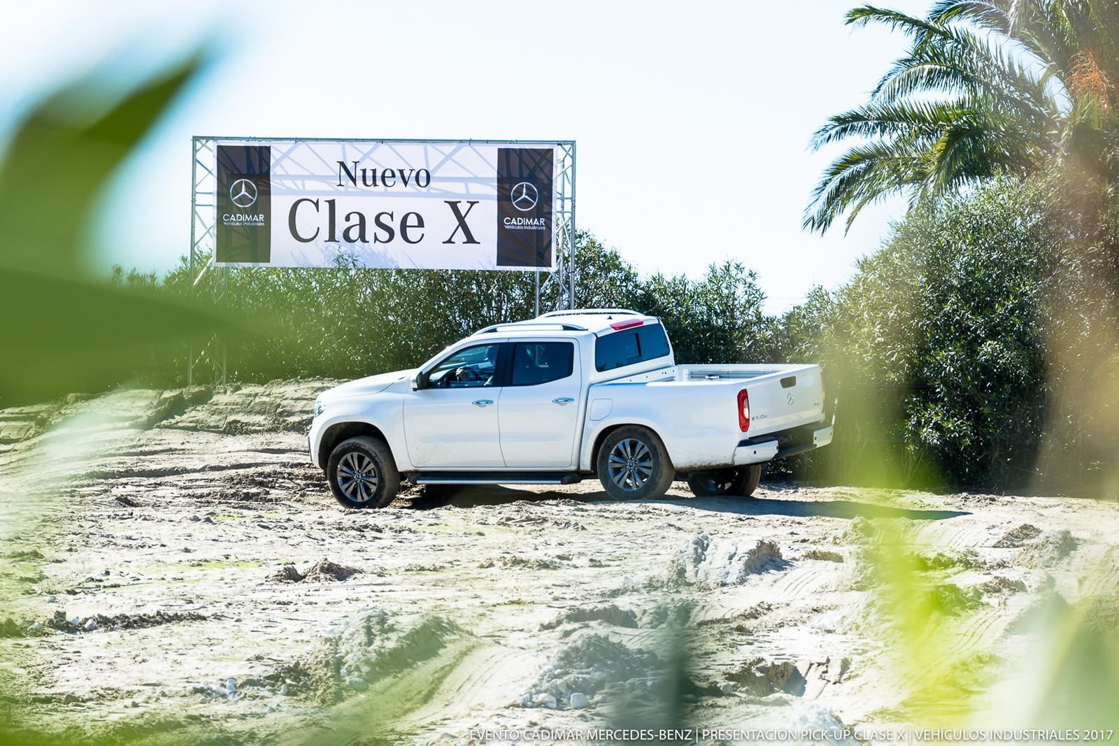Así es el nuevo pick-up de Mercedes, el Clase X