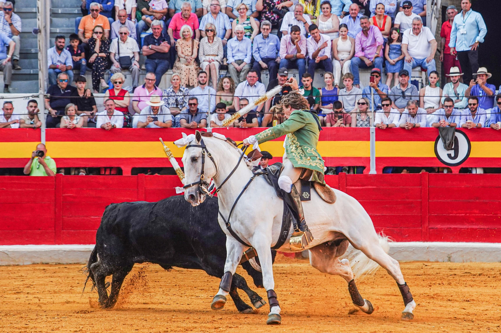 Una gran tarde de rejoneo, en imágenes