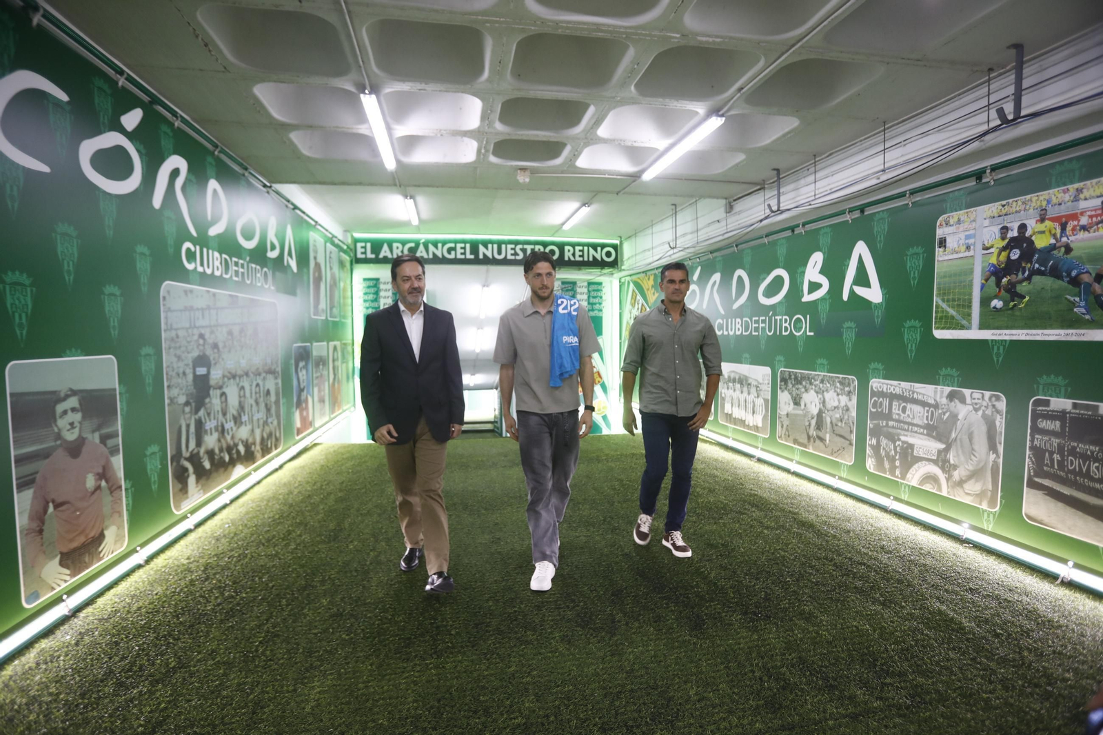 La presentación de la ampliación de contrato de Carlos Marín con el Córdoba CF, en imágenes