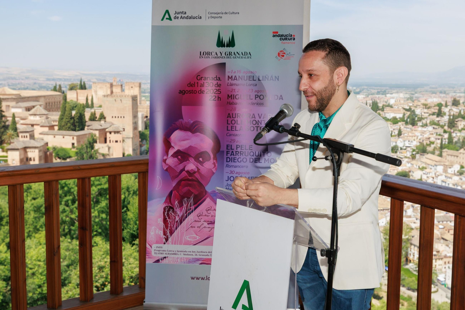 Liñán durante la presentación de Lorca y Granada.