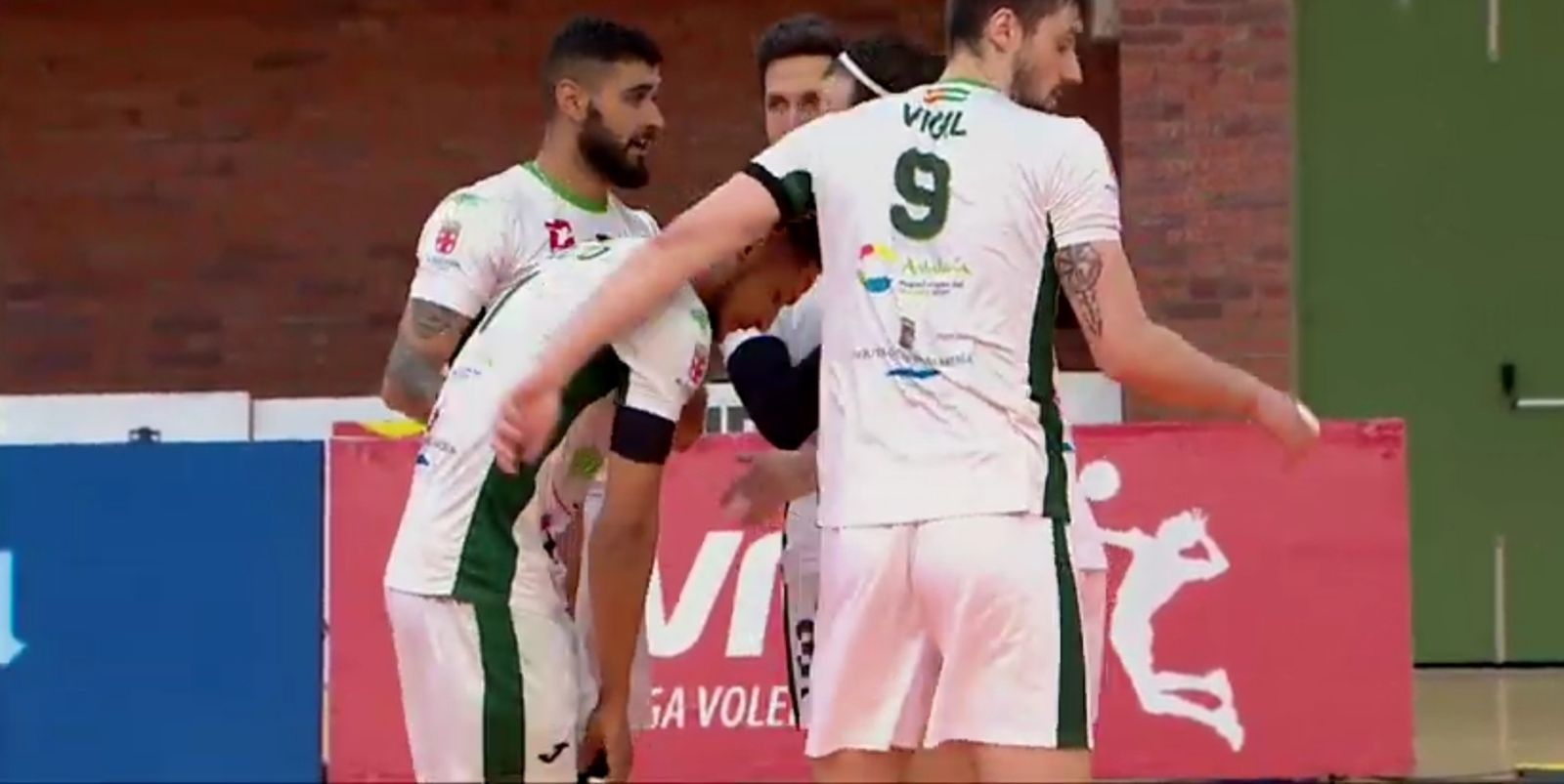 Jugadores de Unicaja Costa de Almería en Los Planos.