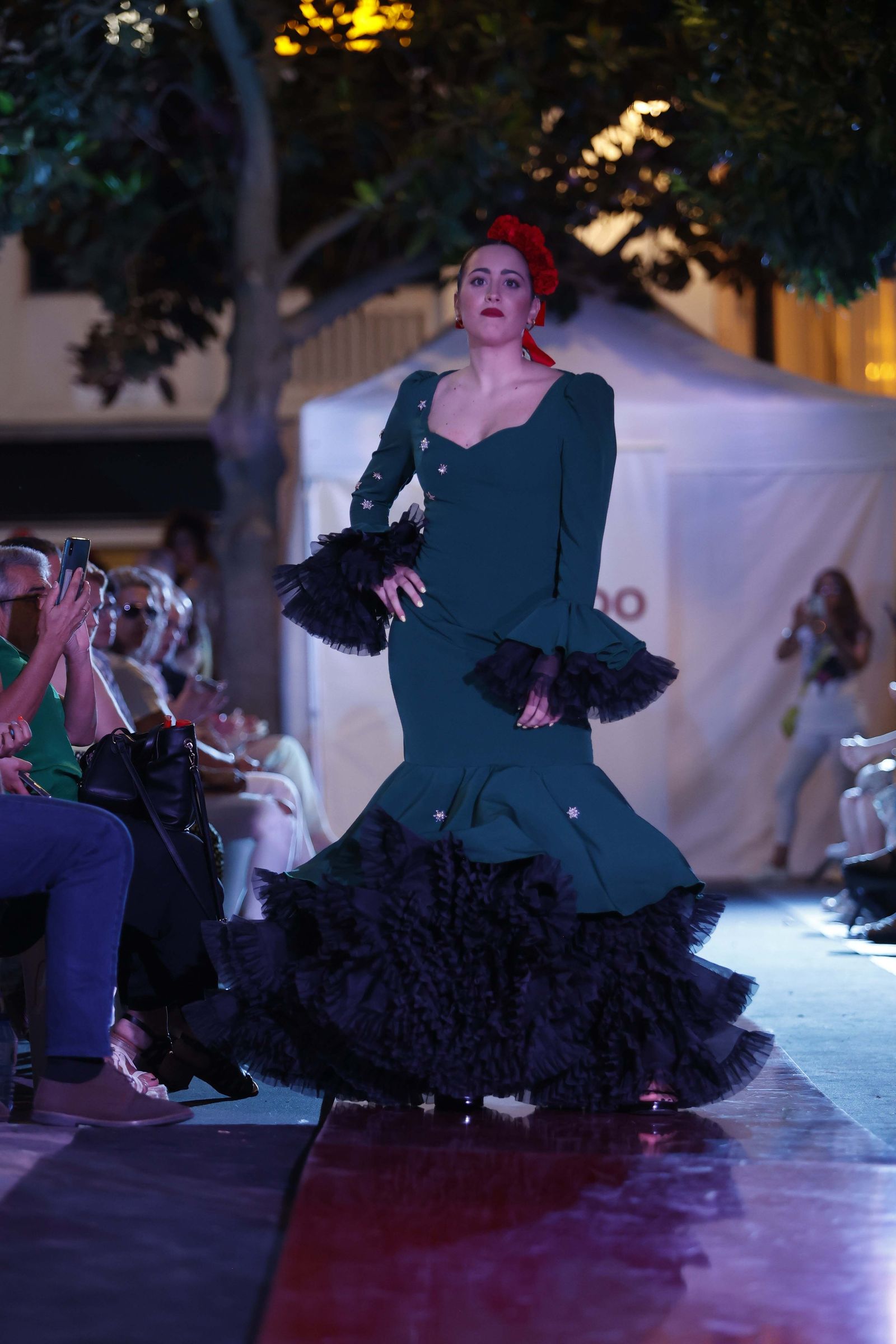 Las imágenes del Desfile de Jóvenes Diseñadores en la Plaza de la Magdalena