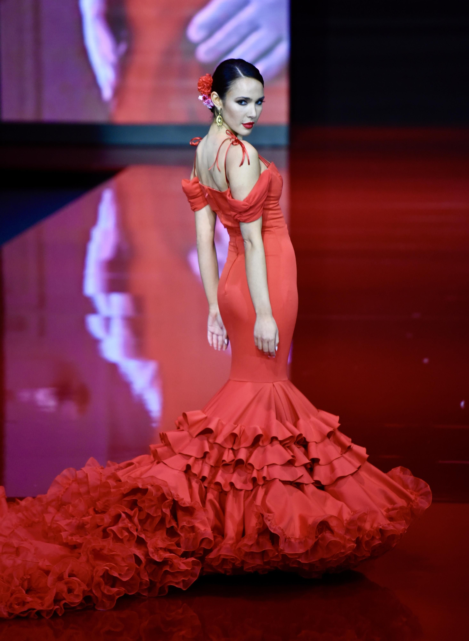 El desfile de Leticia Lorenzo en SIMOF 2022, todas las fotos