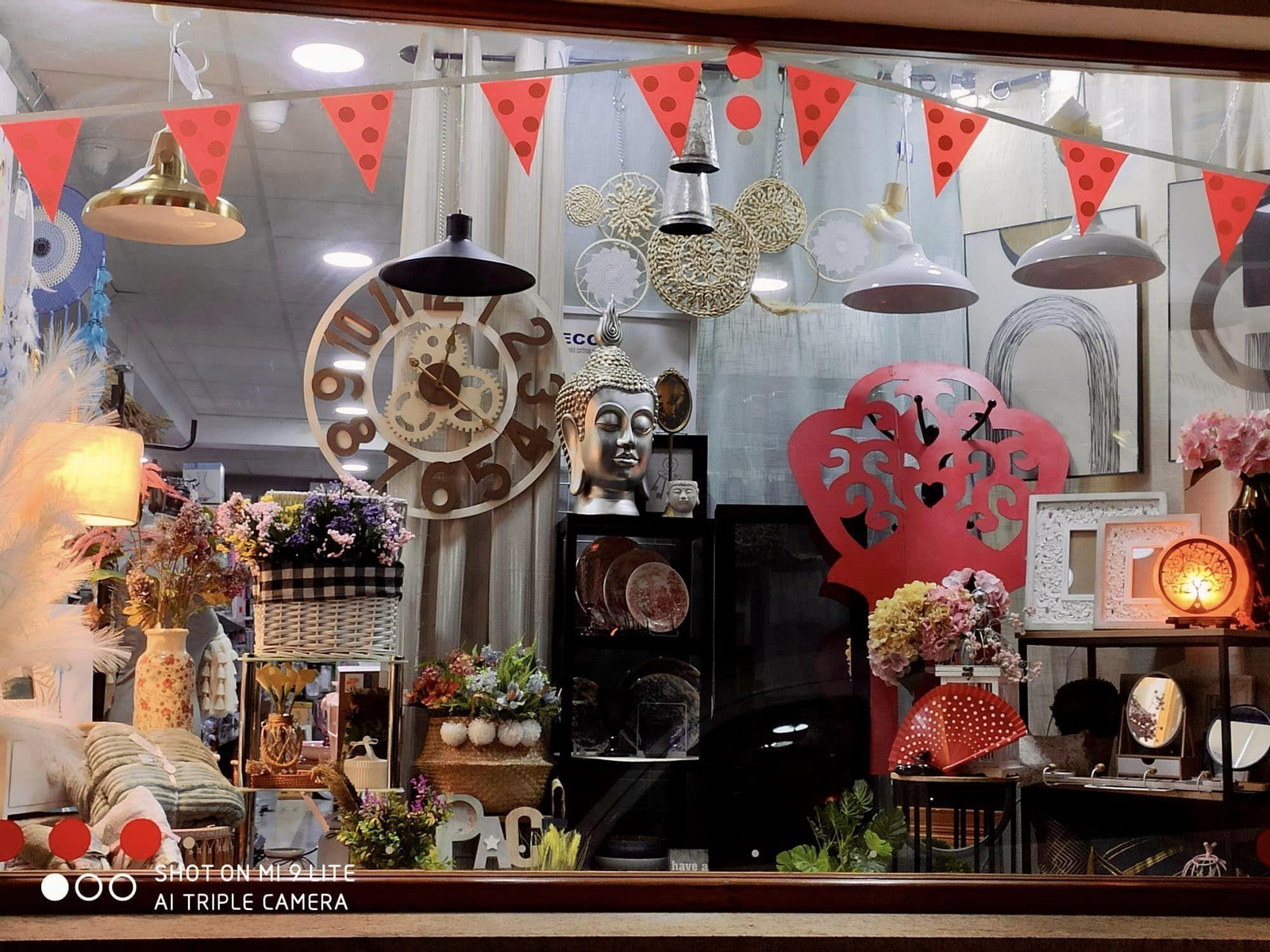 Escaparate del comercio 'Lina Mary Albox' ganador del concurso.