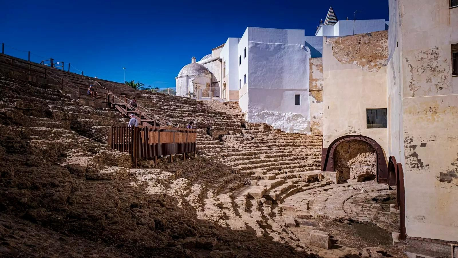 Exterior del Teatro Romano de Cádiz.