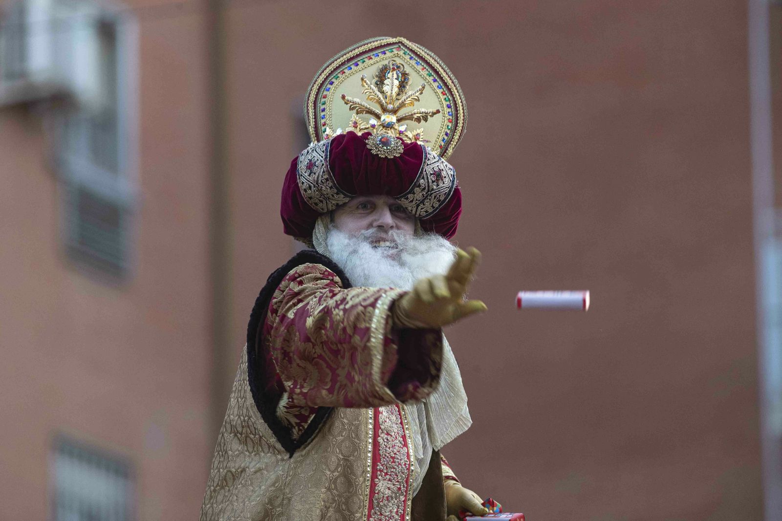 La Cabalgata de los Reyes Magos de Sevilla, en imágenes