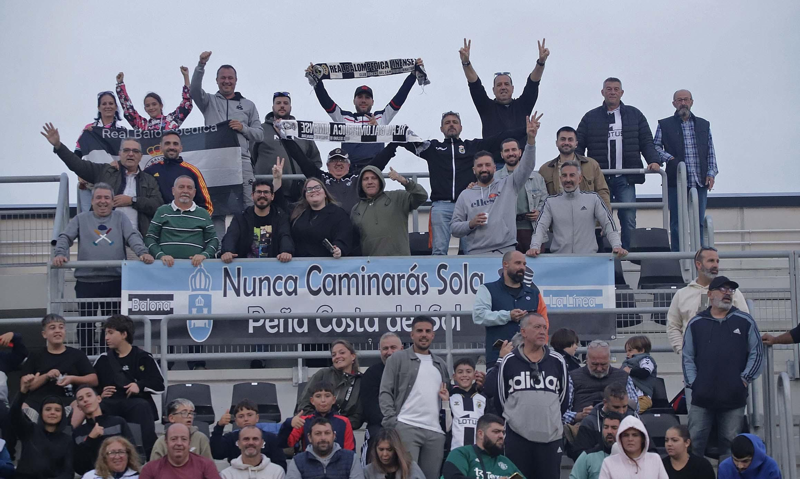 Búscate en el Ciudad de La Línea durante el Balona - Sevilla C