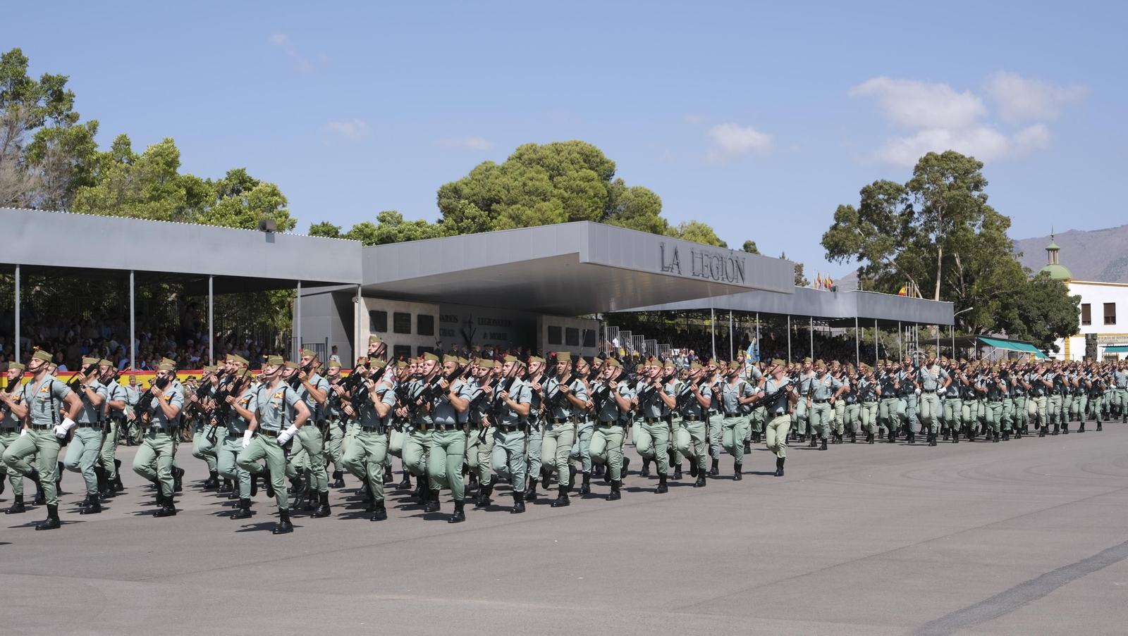 Imágenes del 102 aniversario de La Legión en Almería