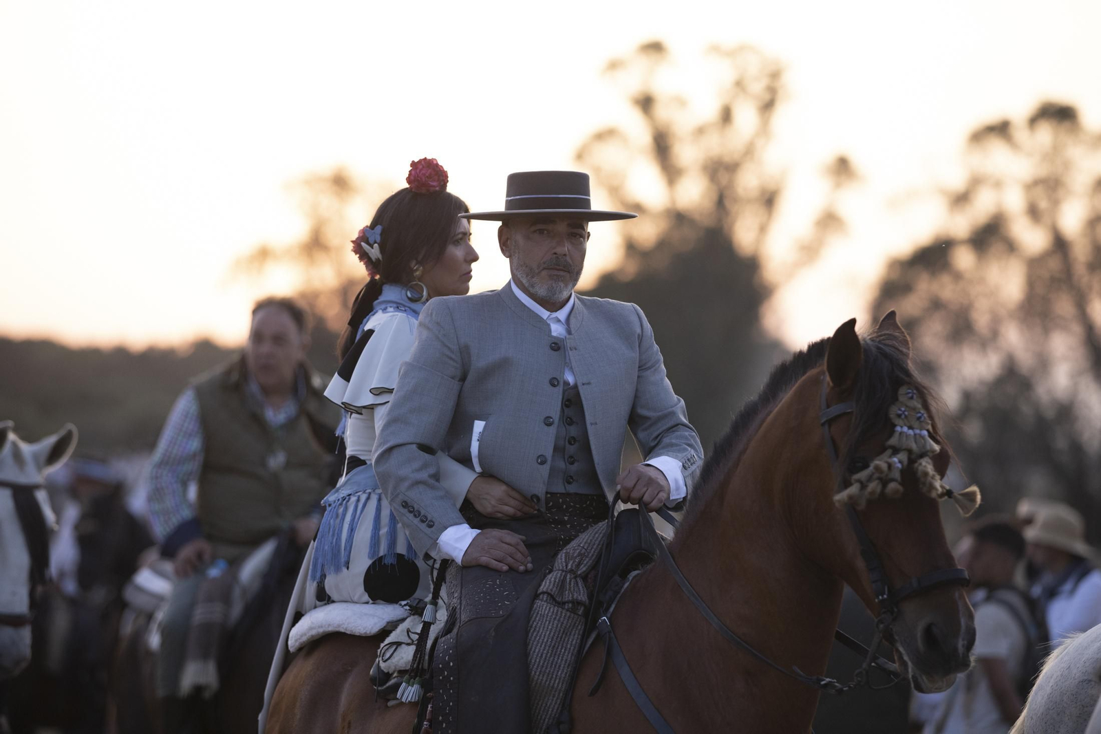 El Rocío 2023: Imágenes de la entrada de la Hermandad de Huelva en El Rocío