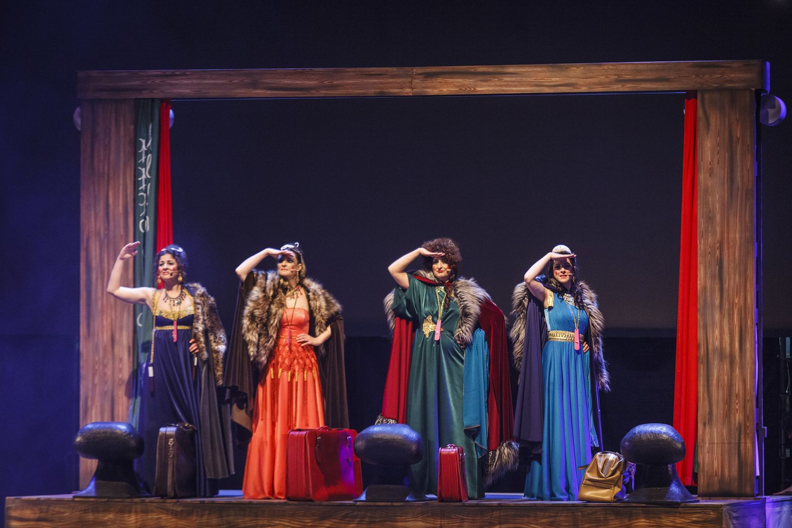 Las imágenes del pregón de Las Niñas de Cádiz